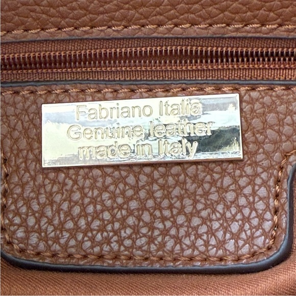 Fabriano Italia 100% Leather Made in Italy Chic Tan Crossbody Bag - Picture 3 of 6